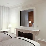 R De - Boutique Hotel