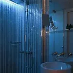 R De - Boutique 4* Paris
