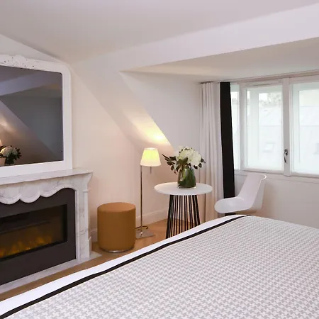 R De - Boutique Hotel