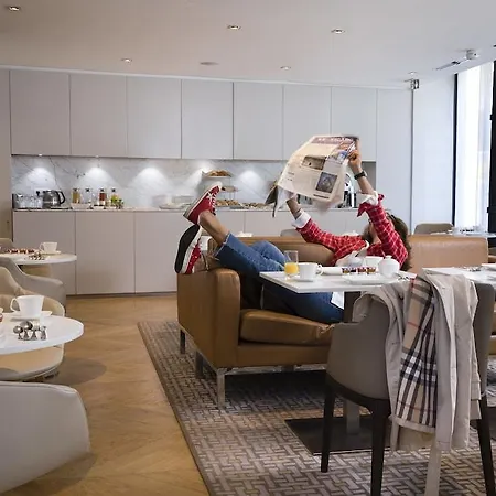 R De - Boutique Hotel