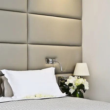 R De - Boutique 4* Paris