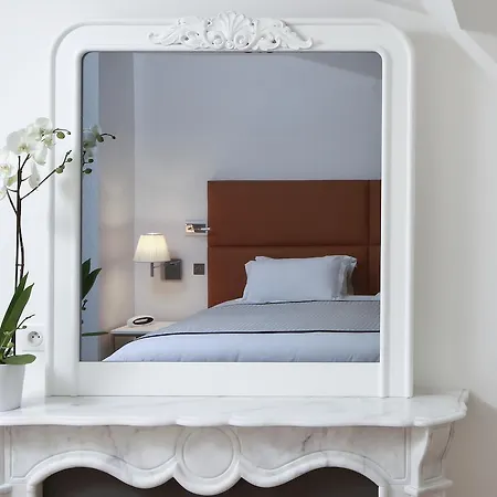 R De - Boutique Otel Paris