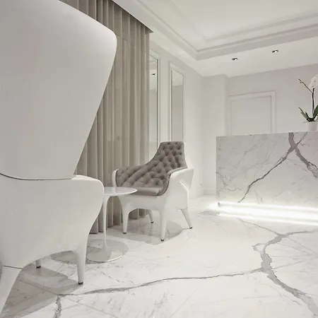 R De - Boutique 4* Paris