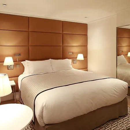 מלון R De - Boutique 4*